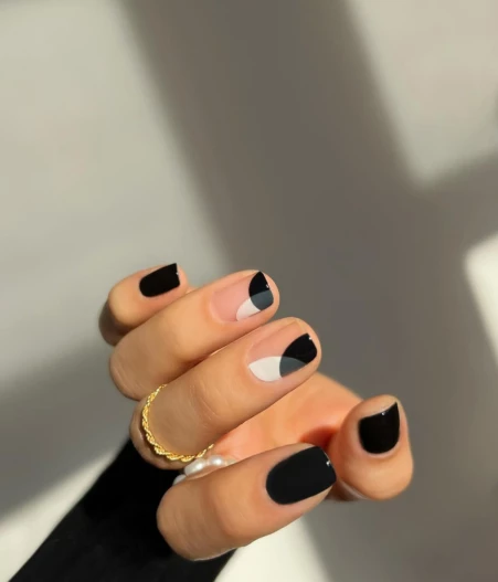 Cool Tones-Minimalist Manicure